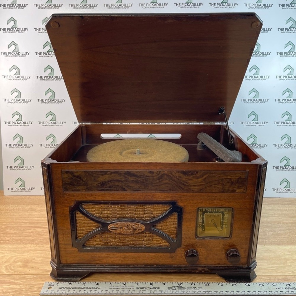 1940s Admiral Radio Phonograph Model 632 WT Chassis 5330 Tube Wood MCM untested